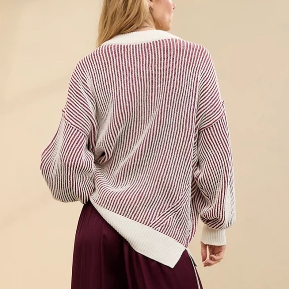 Aerie Beyond Chenille V-Neck Sweater - Picture 2 of 5